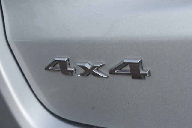 Used 2025 Jeep Compass Limited image 16