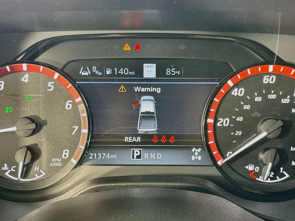 Used 2023 Nissan Titan PRO-4X w/ Pro-4x Convenience Package AWD/4WD image 12