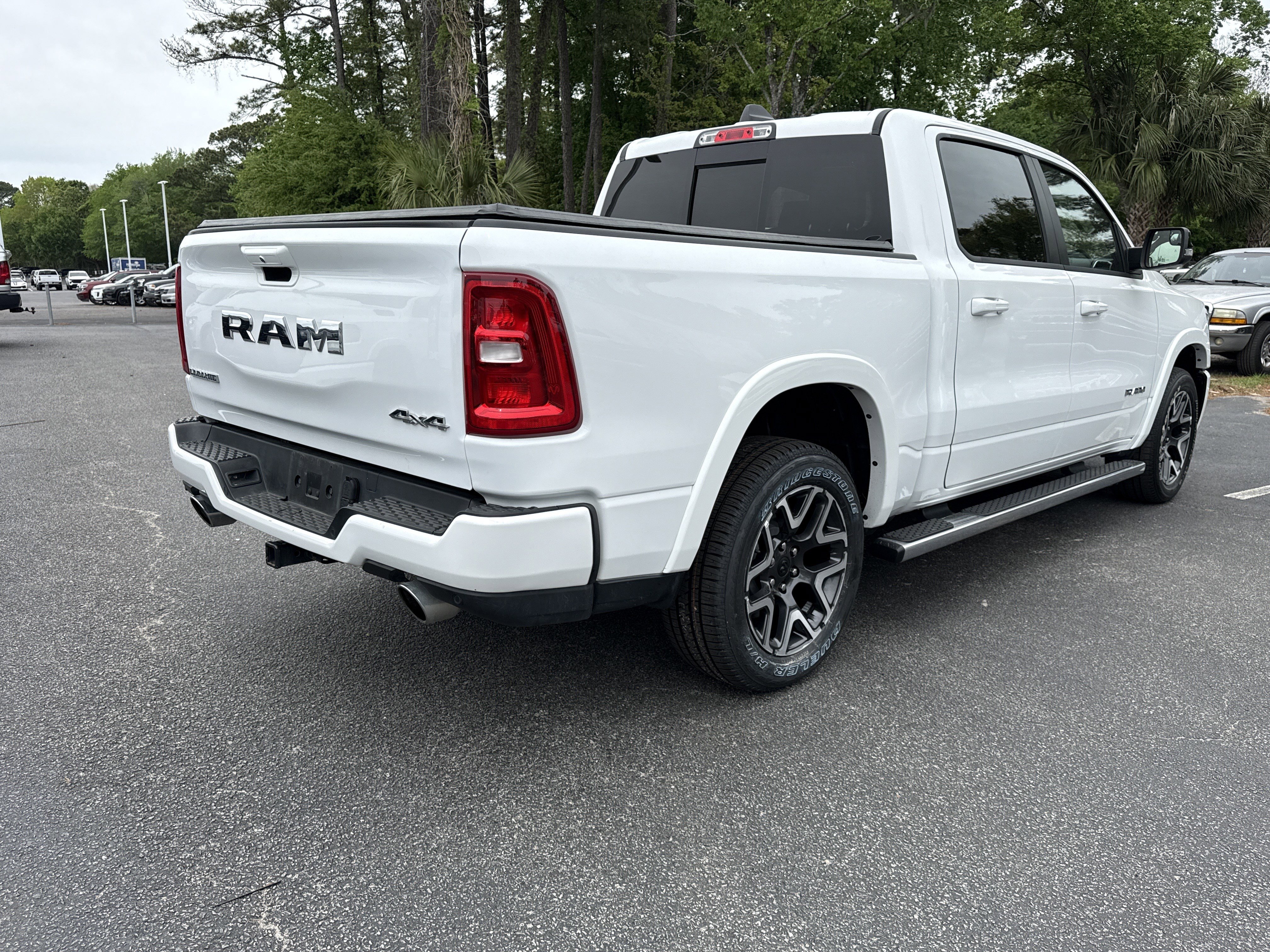 Used 2025 RAM 1500 Laramie w/ Sport Appearance Package AWD/4WD image 17