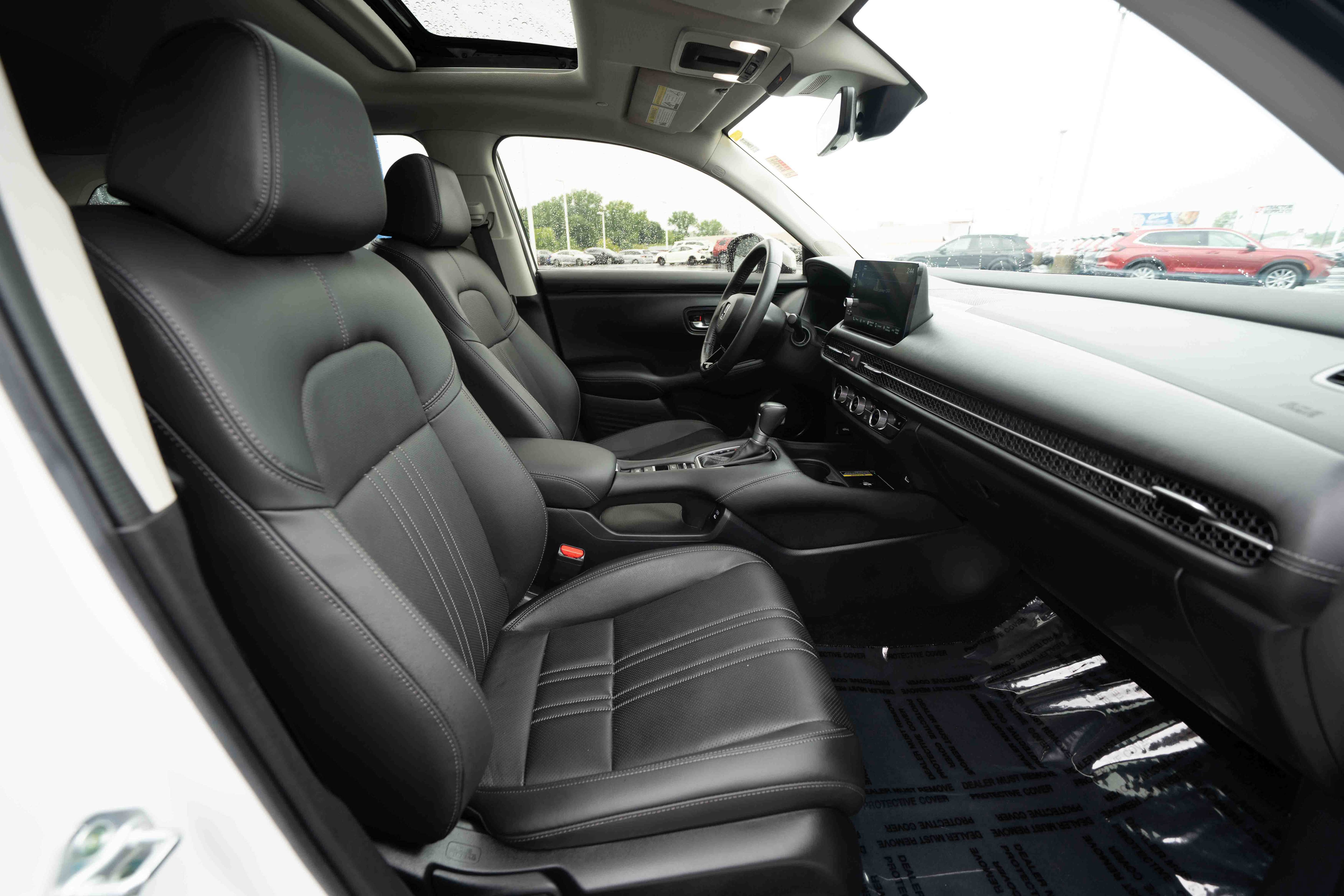 Used 2024 Honda HR-V EX-L image 27