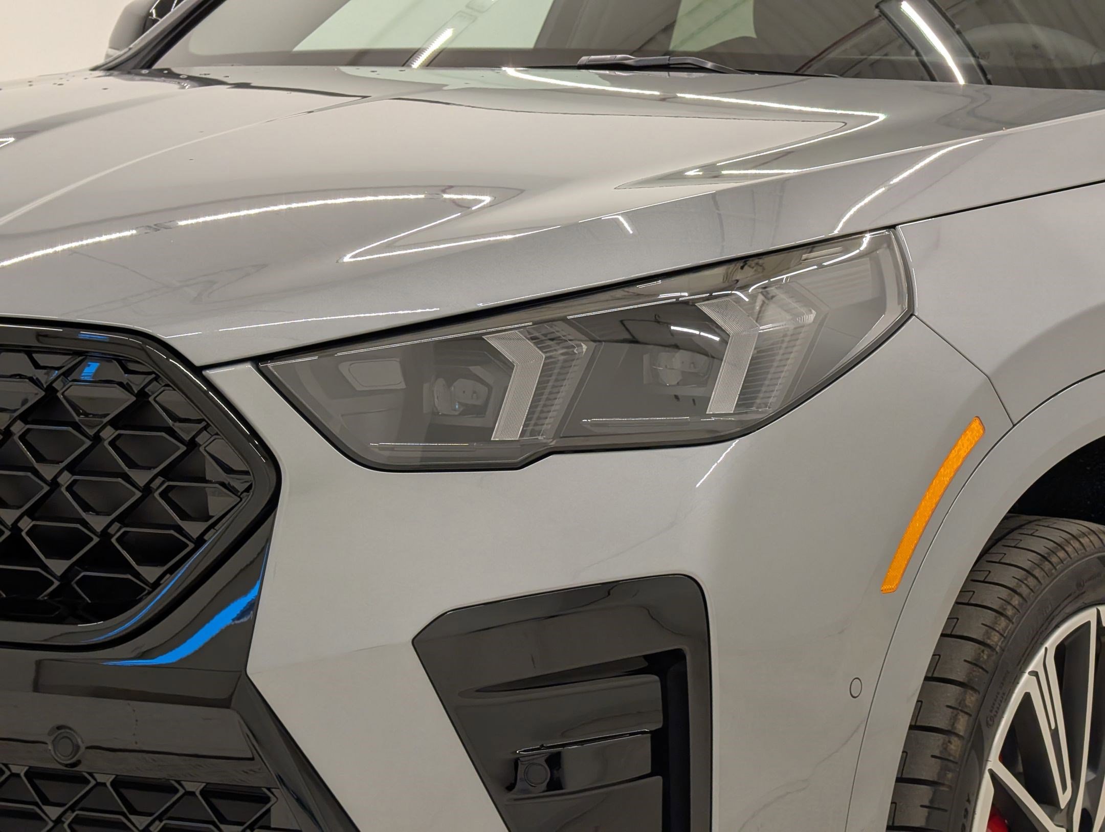 New 2026 BMW X2 xDrive28i w/ Technology Package AWD/4WD image 11