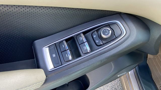 Used 2021 Subaru Ascent Limited w/ Technology Package image 17