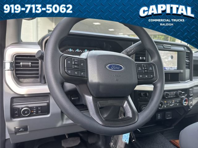 New 2026 Ford F250 XL w/ XL Chrome Package image 25