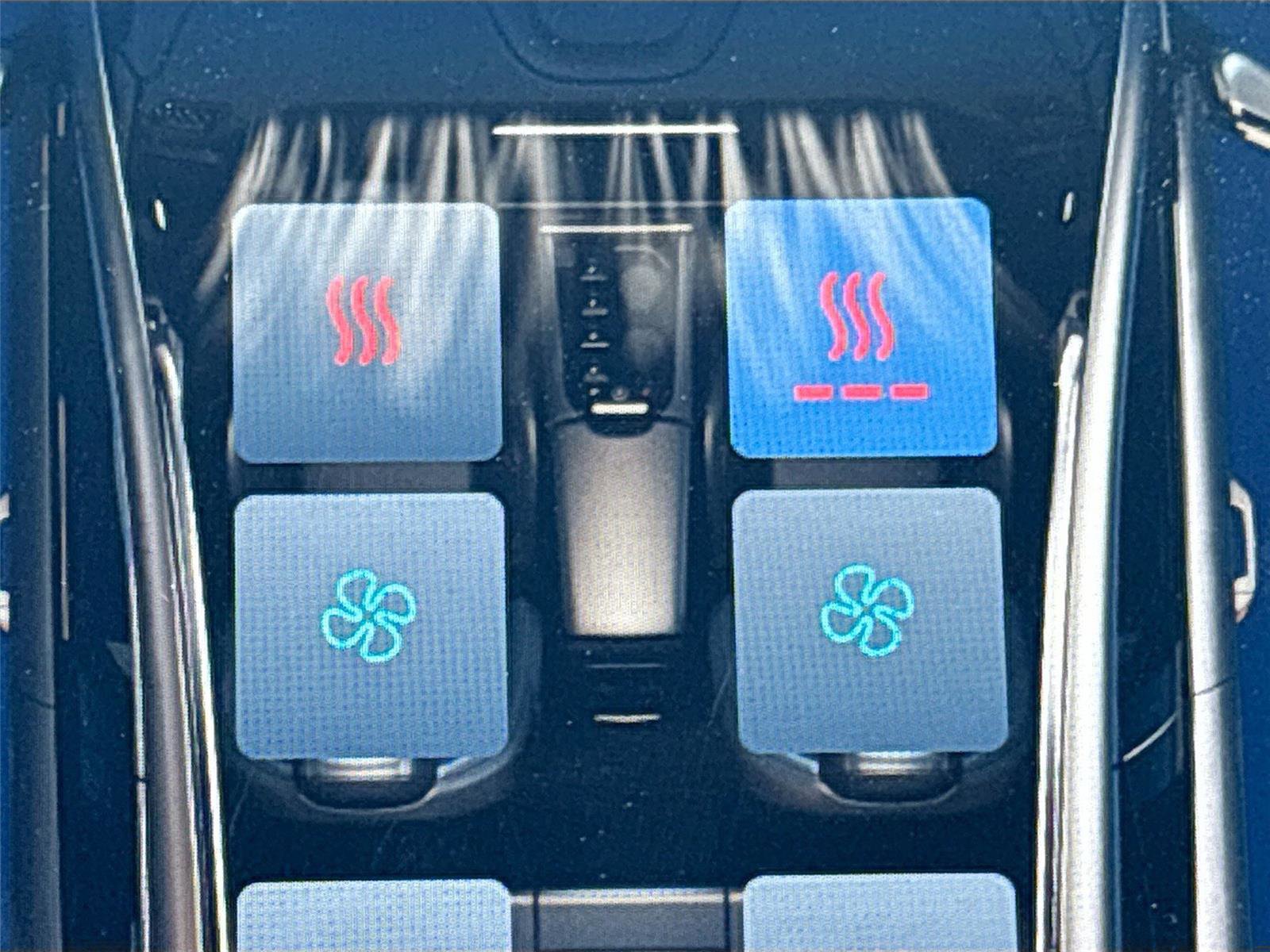 New 2025 VinFast VF 8 Plus image 20