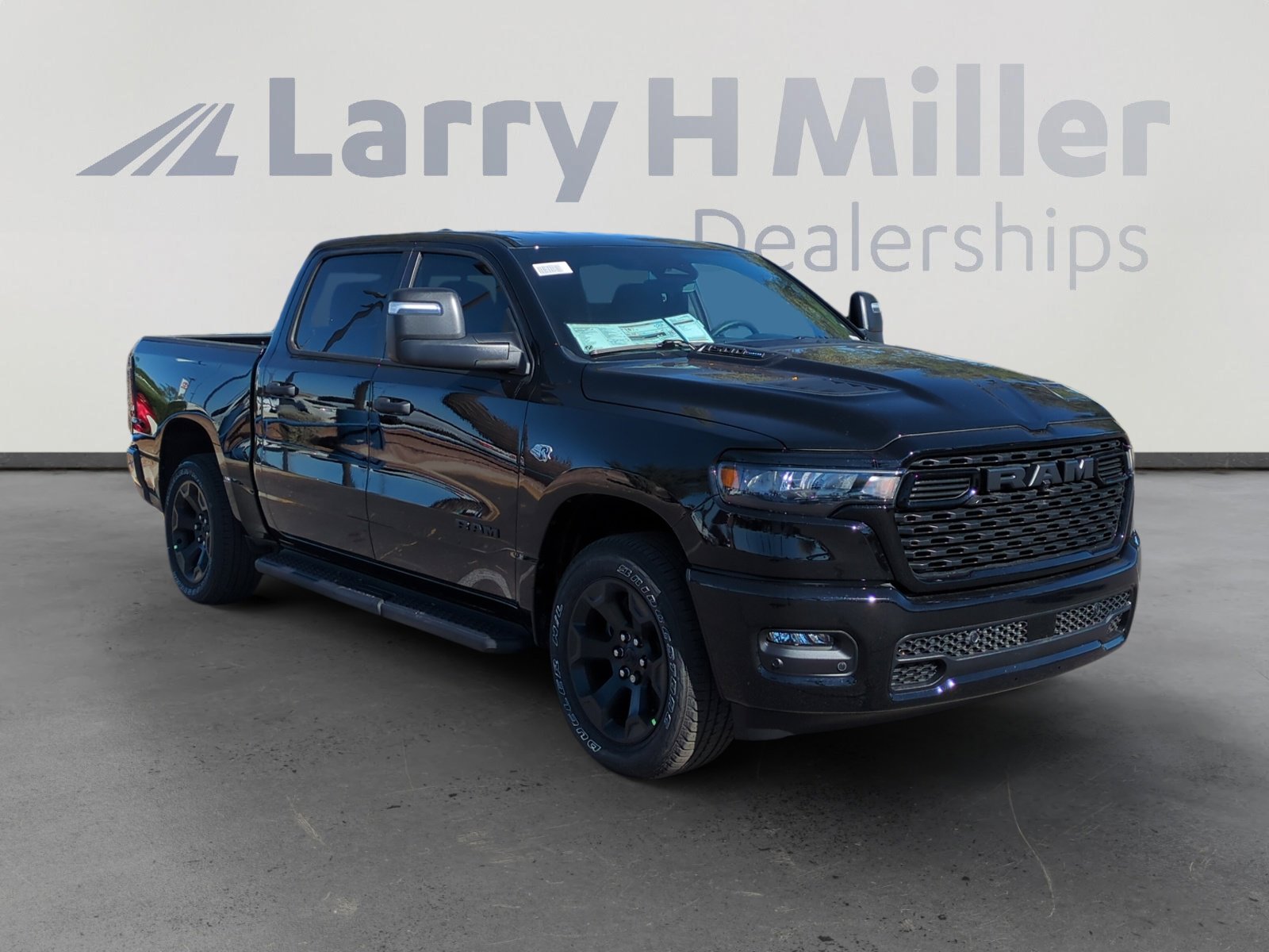 New 2026 RAM 1500 Express AWD/4WD image 7
