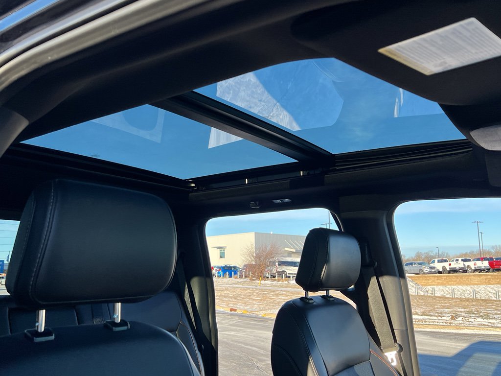 Used 2023 Ford F150 Lariat w/ Equipment Group 502A High image 32