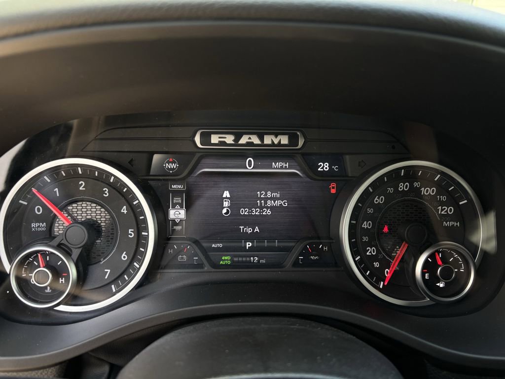 New 2026 RAM 1500 4x4 Crew Cab image 13