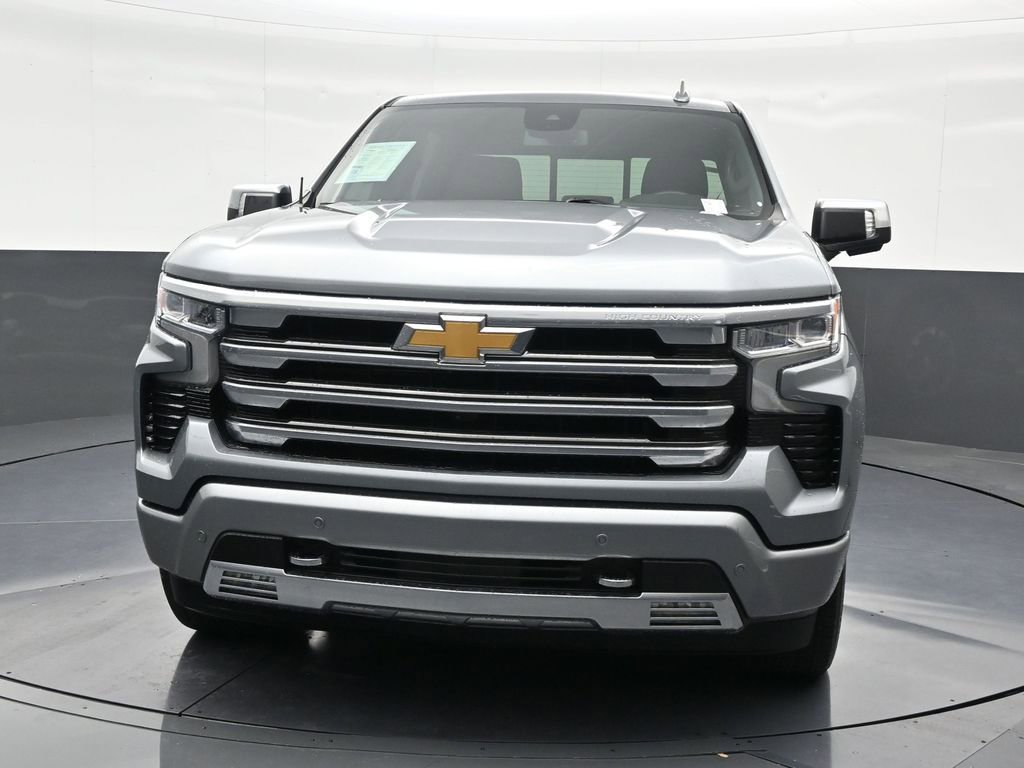 Used 2024 Chevrolet Silverado 1500 High Country RWD image 9