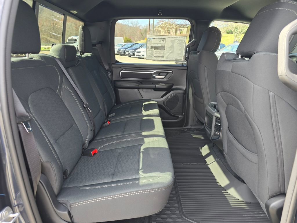 New 2026 RAM 1500 4x4 Crew Cab image 21