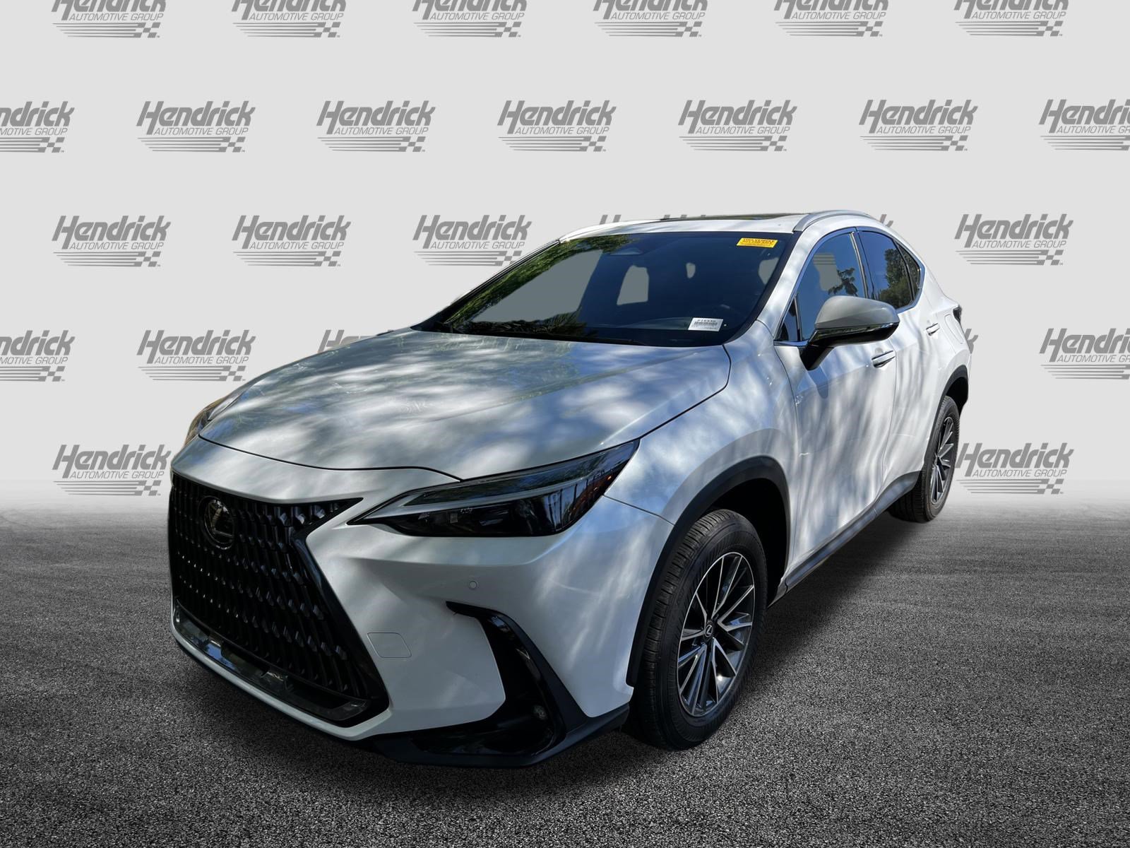 Used 2025 Lexus NX 250 FWD w/ Towing Package (2000 Lbs) image 5