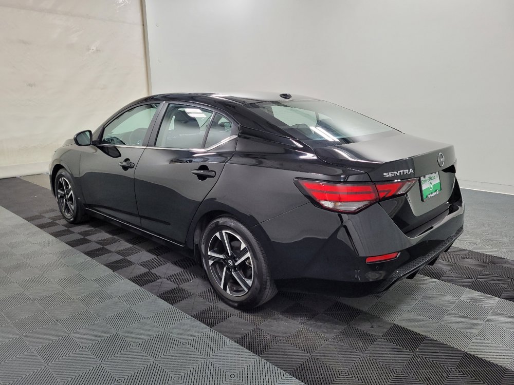 Used 2025 Nissan Sentra SV FWD image 3