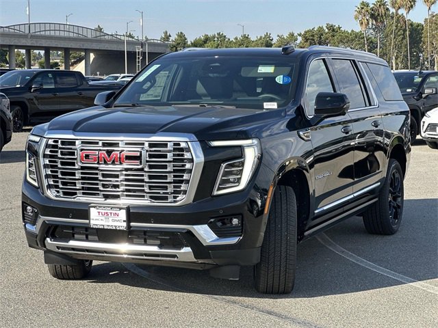 New 2026 GMC Yukon XL Denali w/ Denali Reserve Package image 6