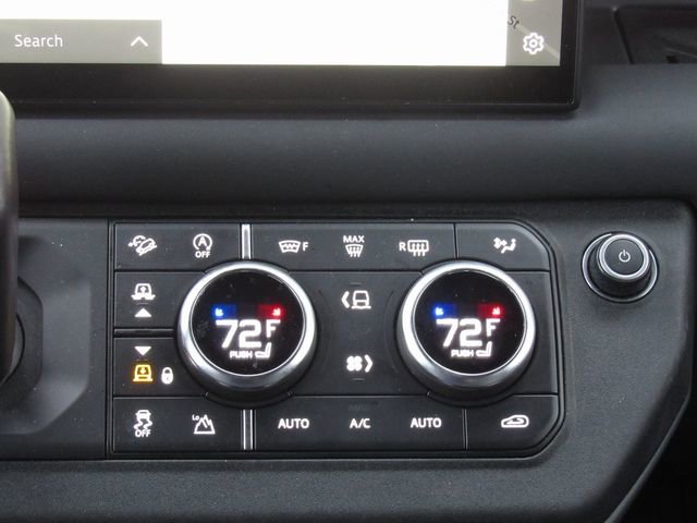 Used 2024 Land Rover Defender 130 X-Dynamic SE image 30