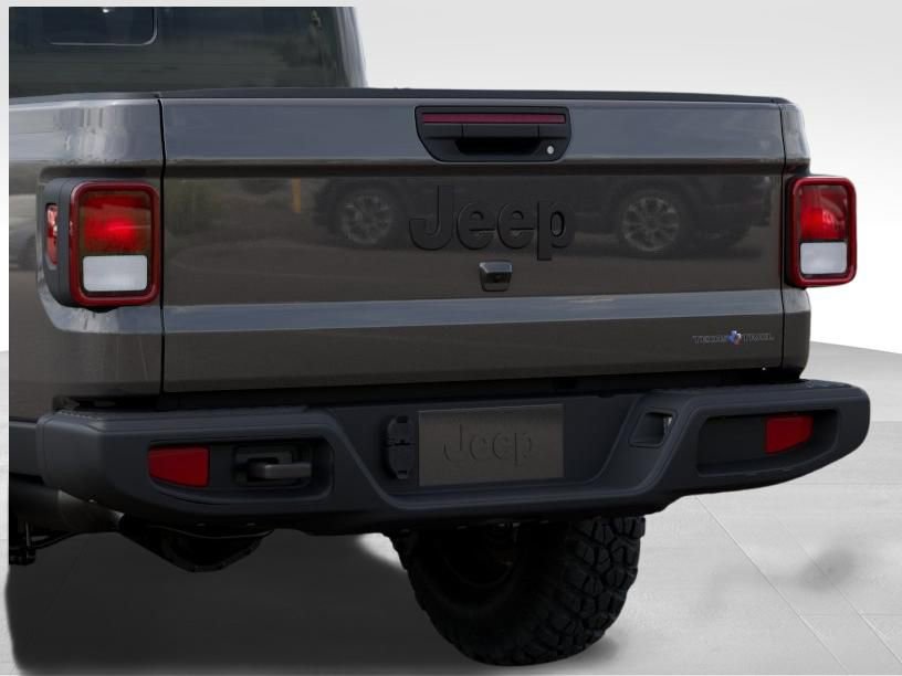 New 2026 Jeep Gladiator Sport AWD/4WD image 13