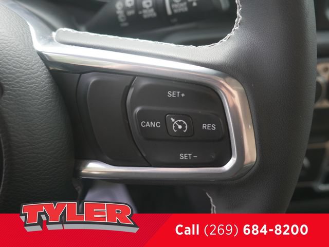 Used 2023 Jeep Wrangler Unlimited Sahara w/ Cold Weather Group AWD/4WD image 25