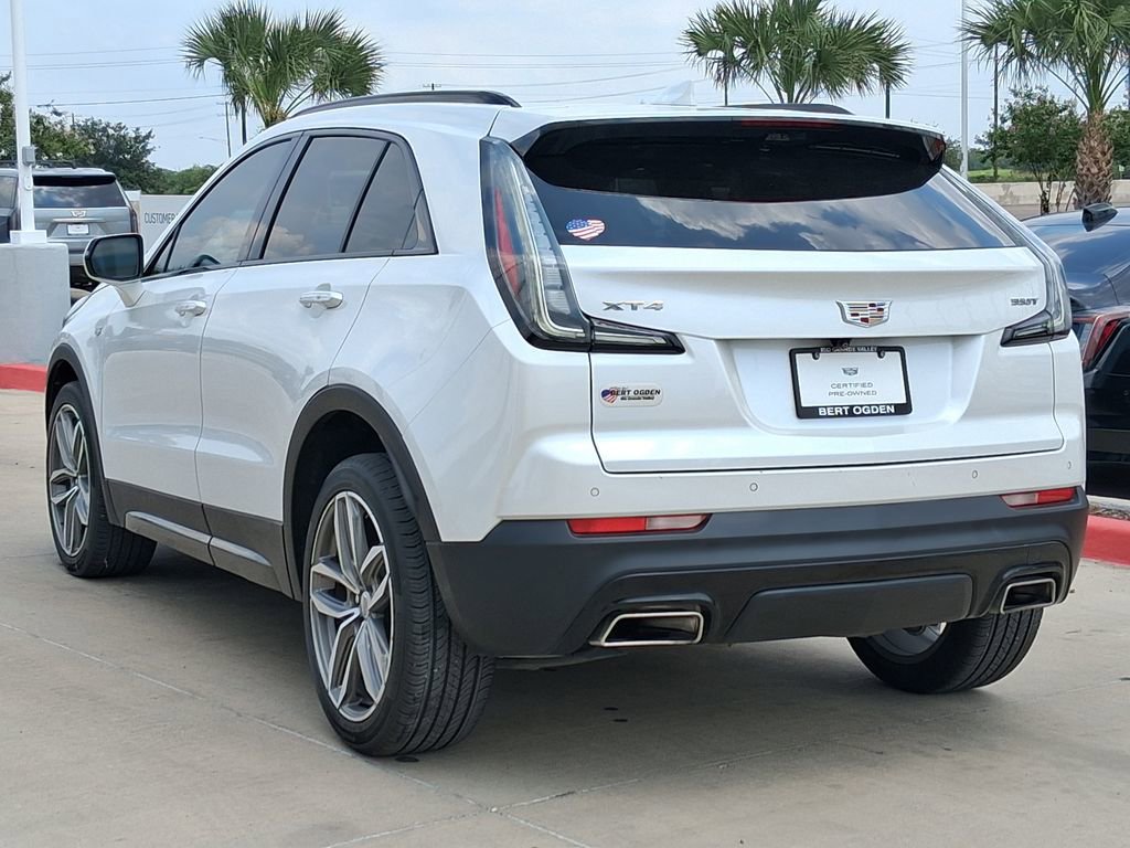 Used 2023 Cadillac XT4 Sport w/ Enhanced Visibility Package FWD image 4