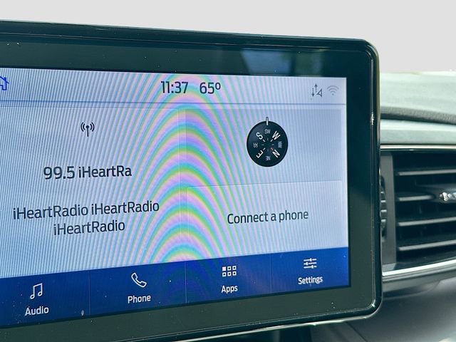 Used 2022 Ford Explorer XLT w/ Equipment Group 202A AWD/4WD image 14