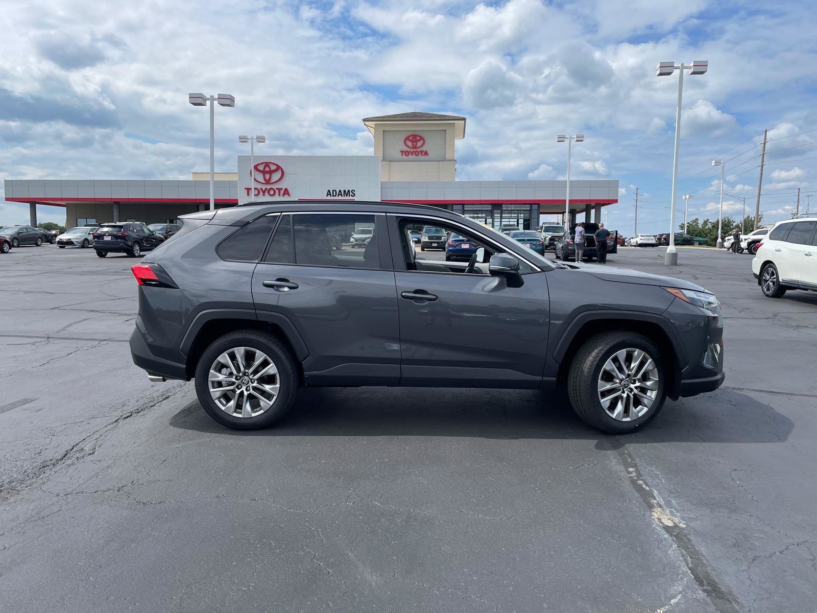 Certified 2025 Toyota RAV4 XLE Premium image 9