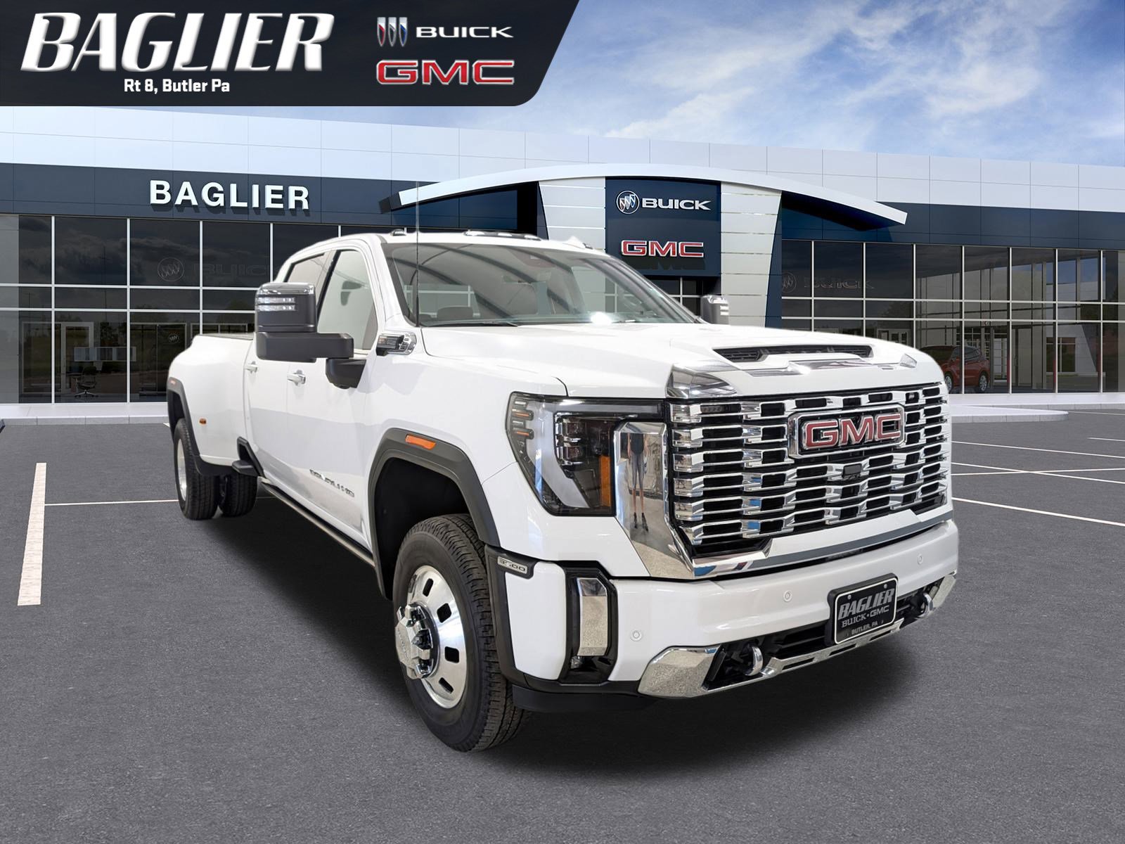 Used 2024 GMC Sierra 3500 Denali w/ Denali Reserve Package image 1
