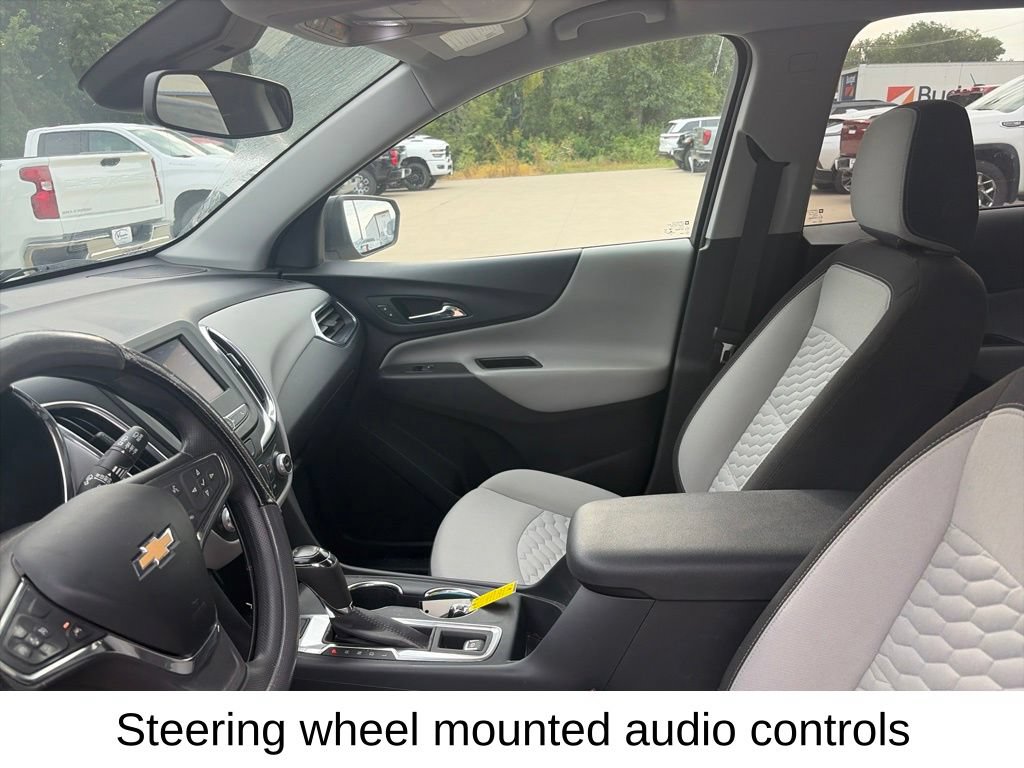 Used 2021 Chevrolet Equinox LS w/ LS Convenience Package AWD/4WD image 17