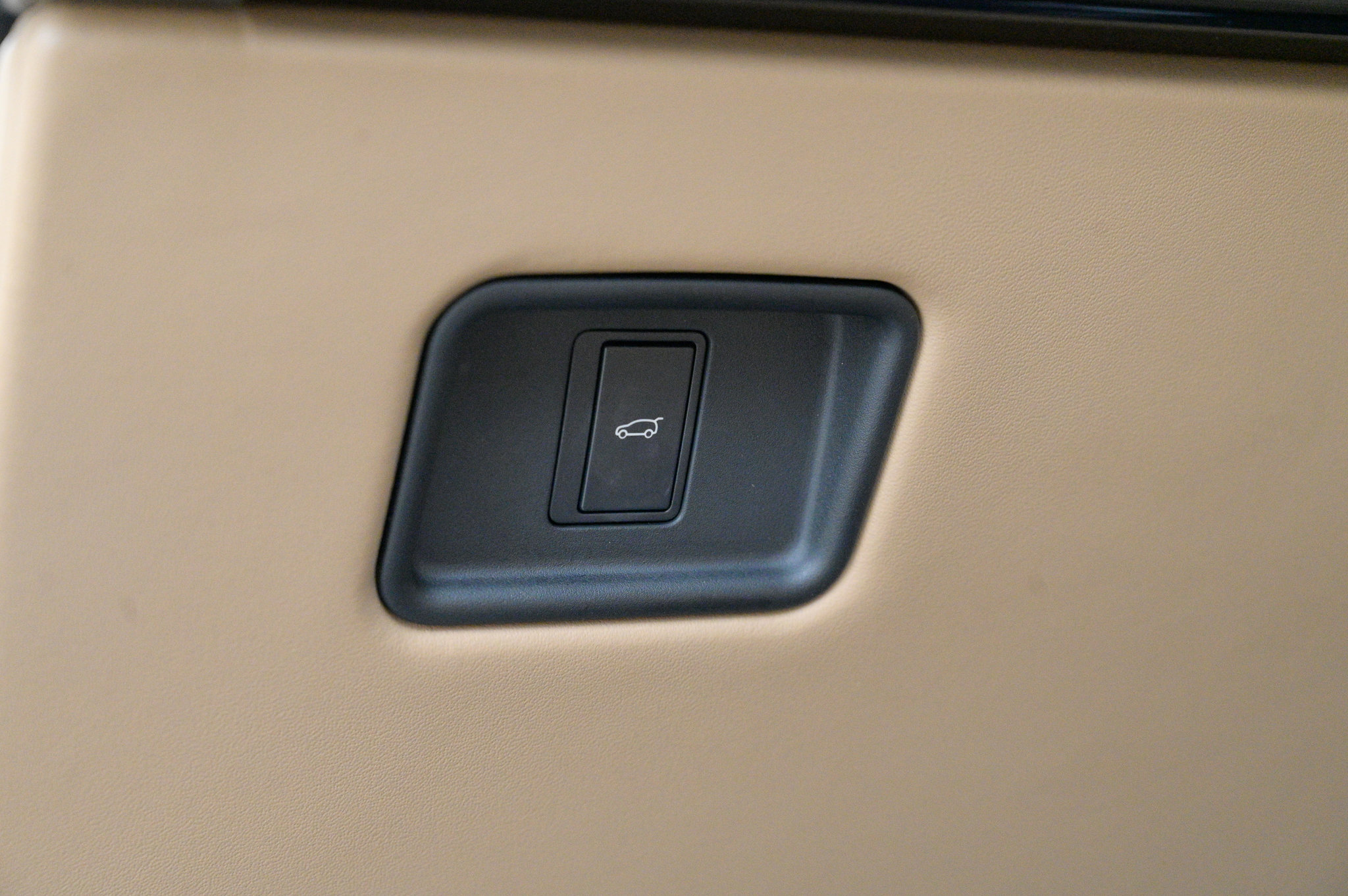 Used 2023 Land Rover Range Rover SE image 23