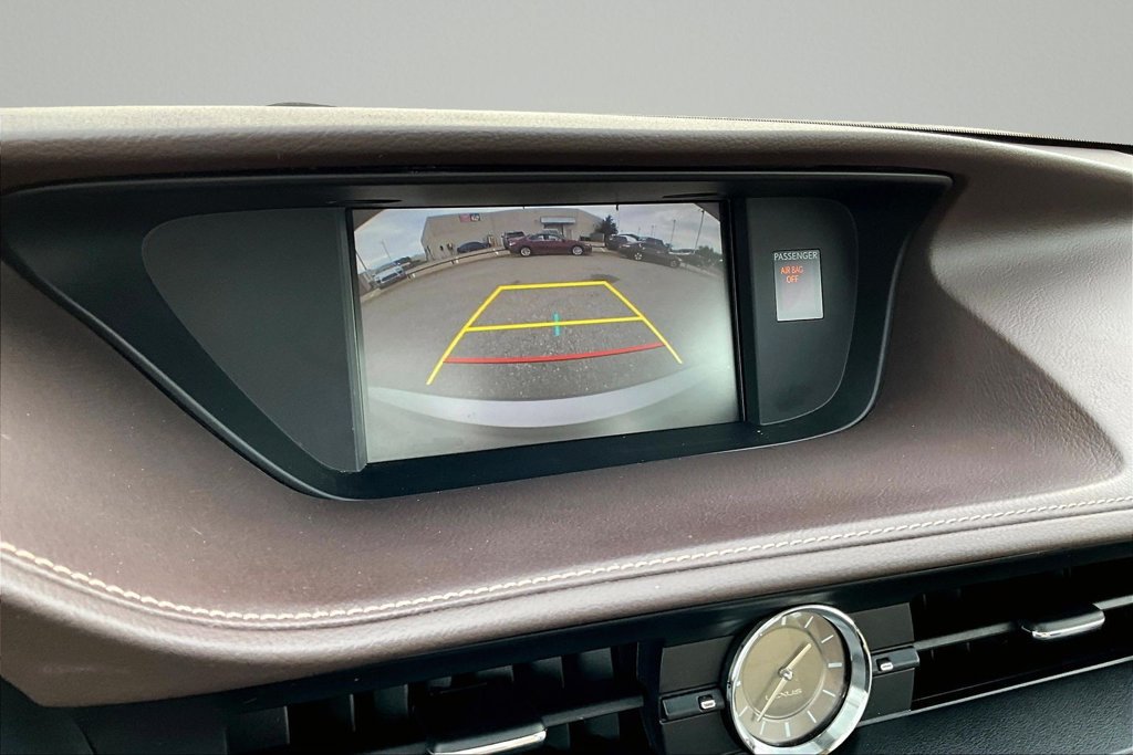 Used 2017 Lexus ES 350 w/ Premium Package FWD image 21