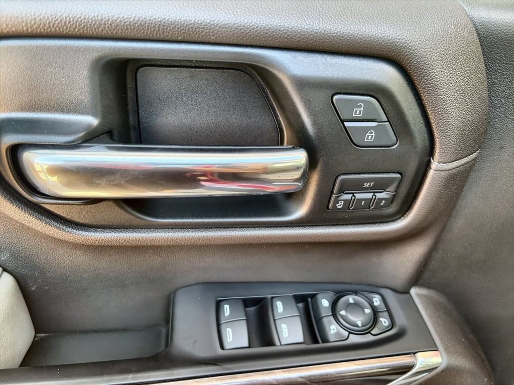 Certified 2019 Chevrolet Silverado 1500 LTZ AWD/4WD image 24