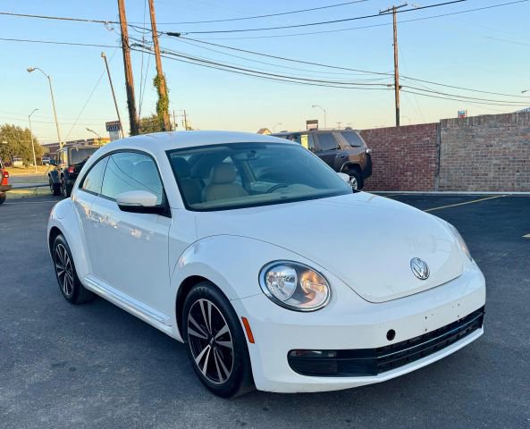Used 2013 Volkswagen Beetle 2.5