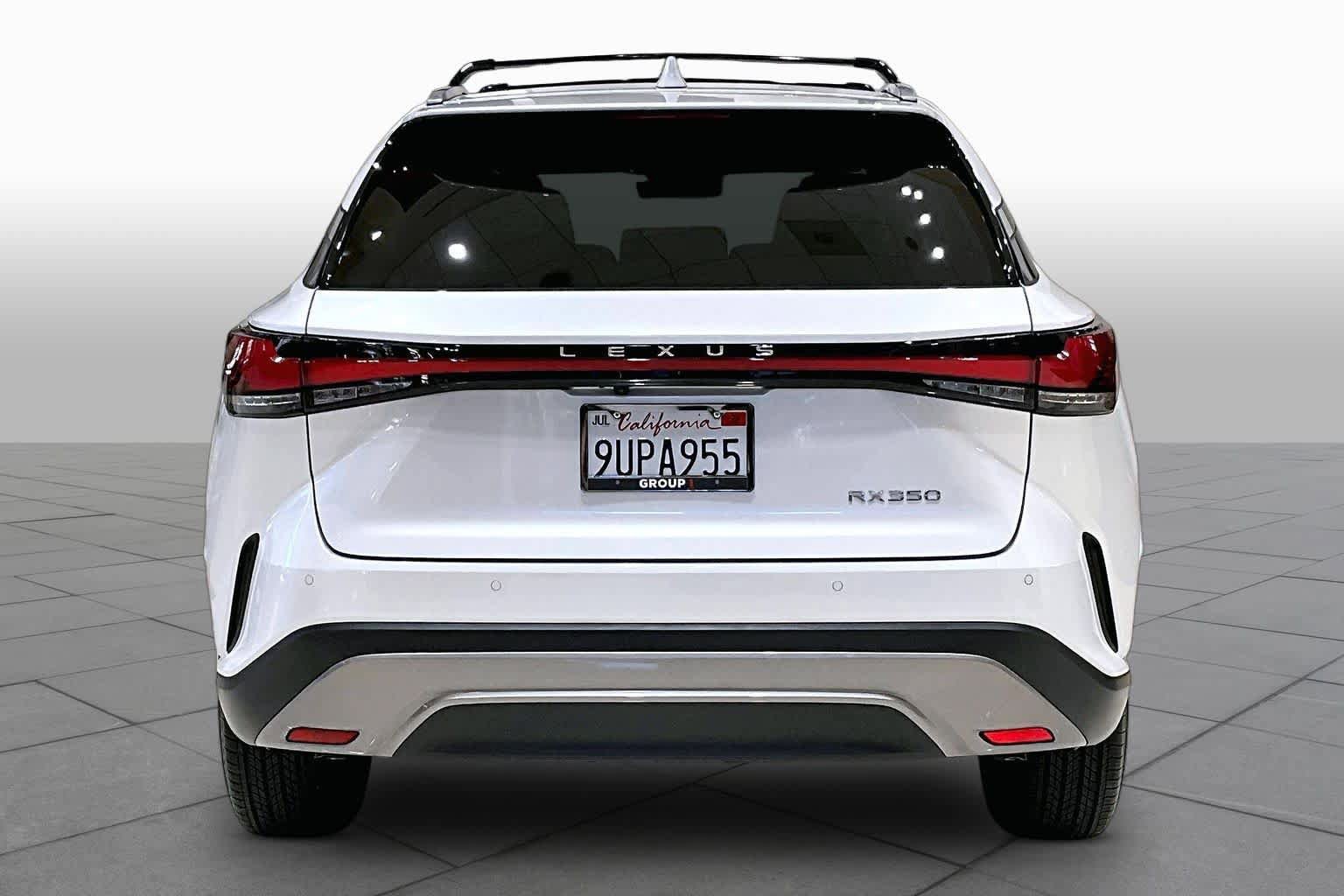 Used 2025 Lexus RX 350 FWD w/ Accessory Package image 4
