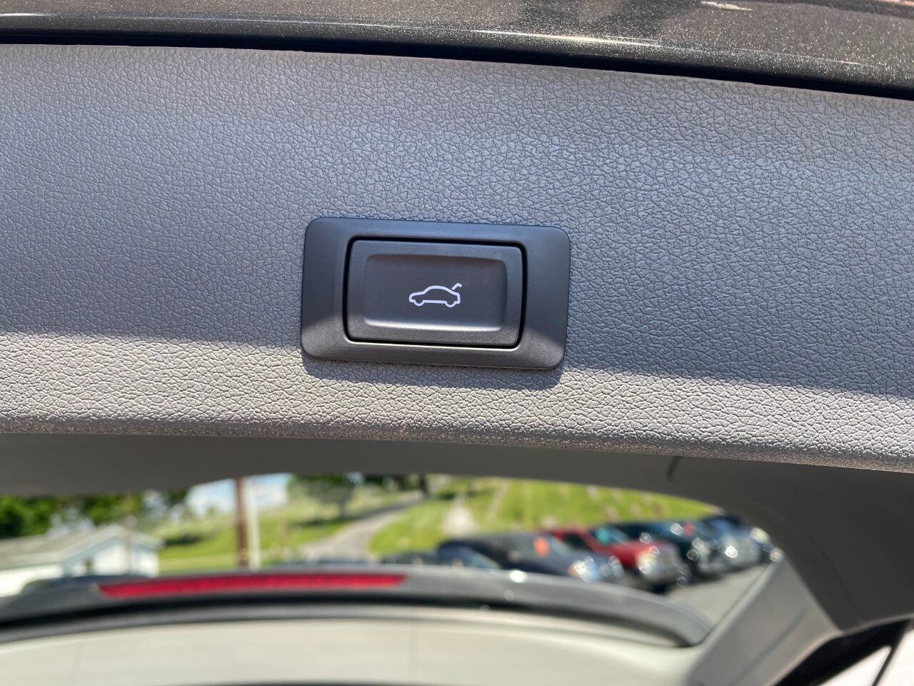 Used 2014 Audi Q5 3.0T Prestige AWD/4WD image 25