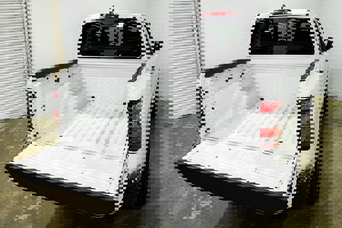 Used 2025 Nissan Frontier S image 43