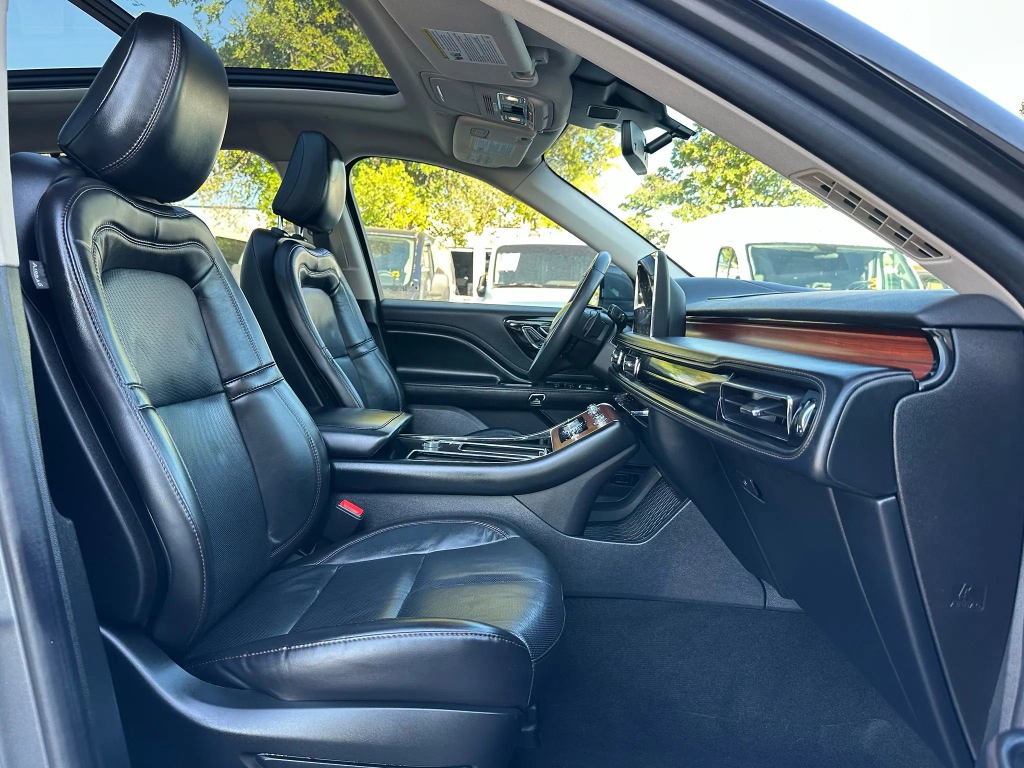 Used 2021 Lincoln Aviator Reserve w/ Equipment Group 208A image 24