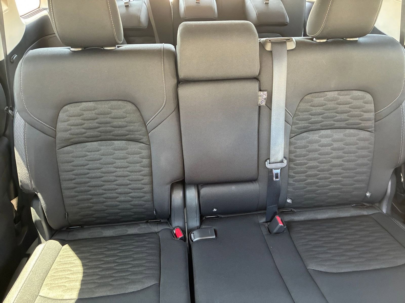 Used 2025 Nissan Pathfinder SV image 41