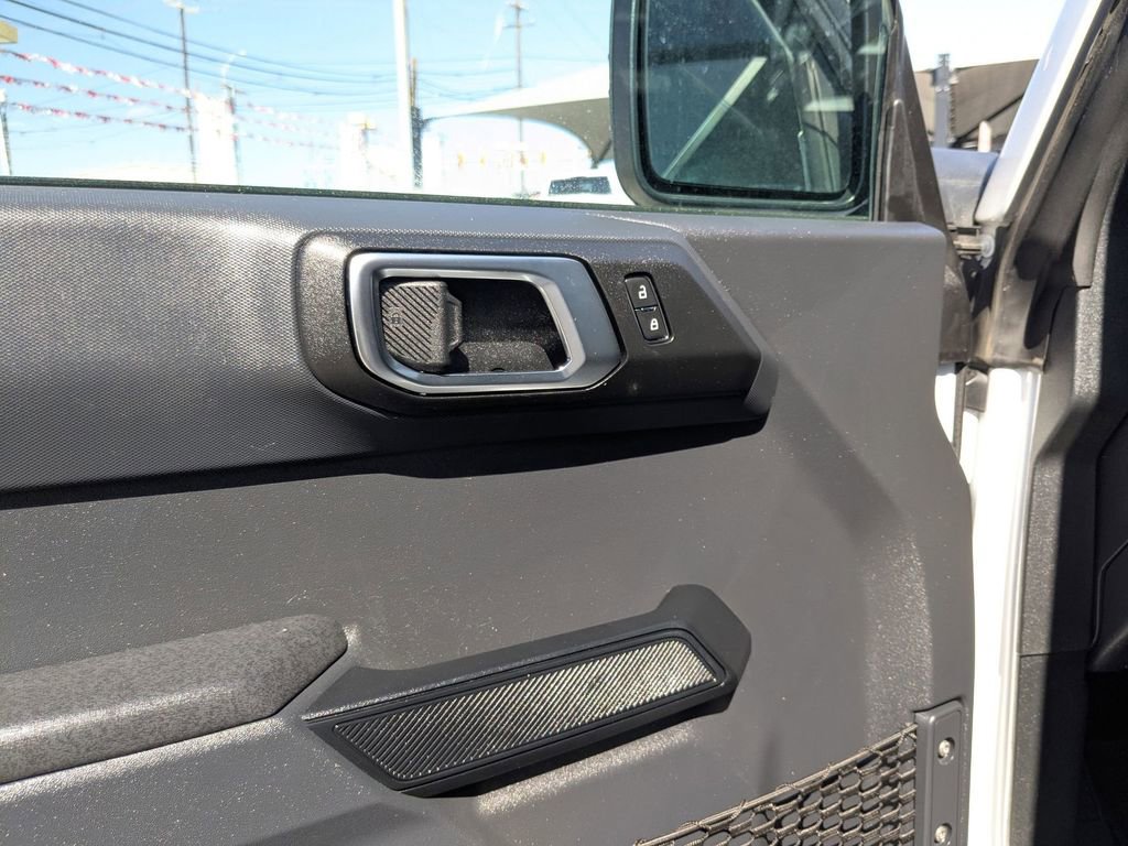 Used 2025 Ford Bronco Big Bend image 13