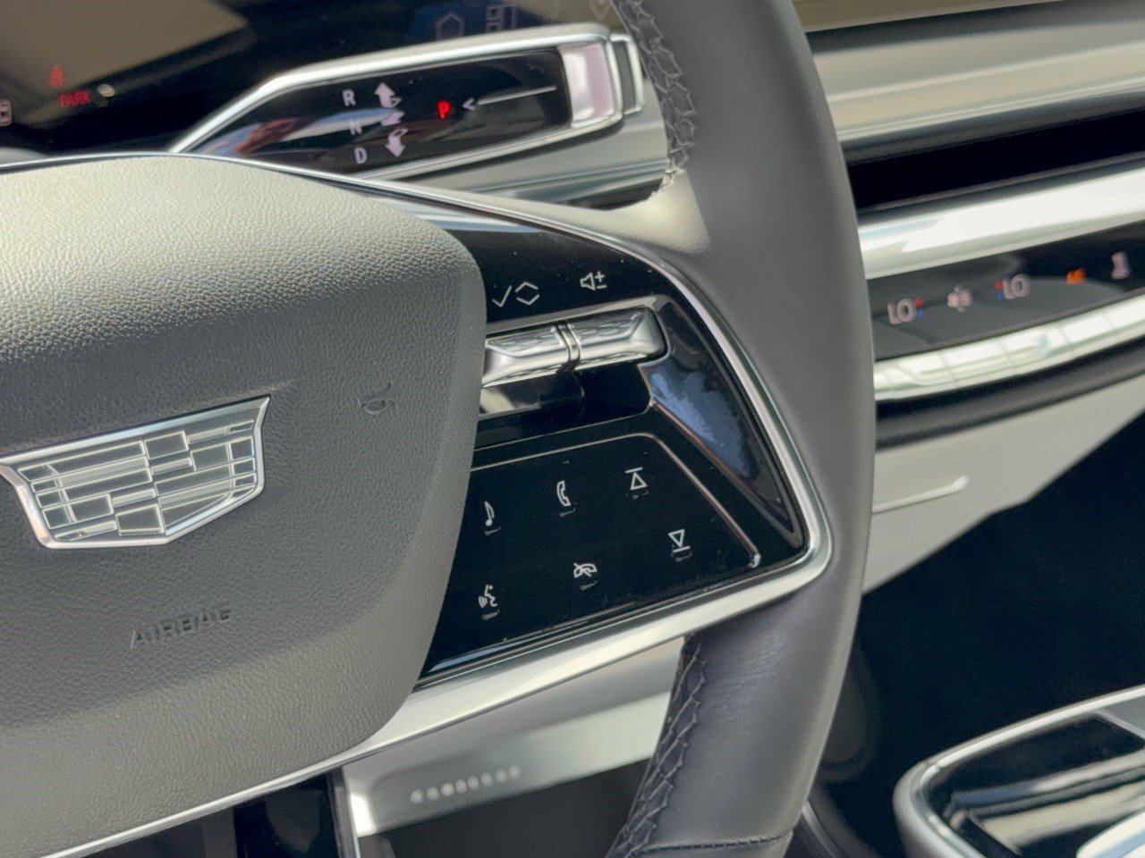 Used 2024 Cadillac Lyriq Luxury RWD image 19