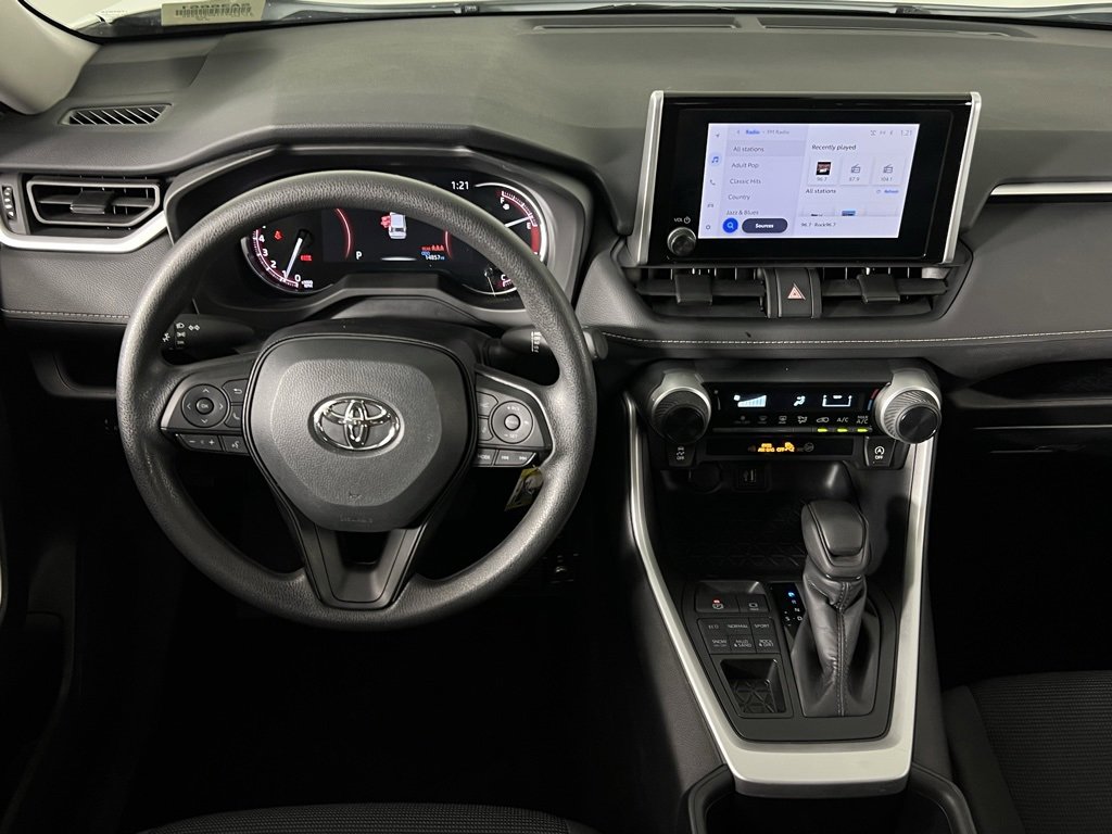 Used 2025 Toyota RAV4 LE image 15