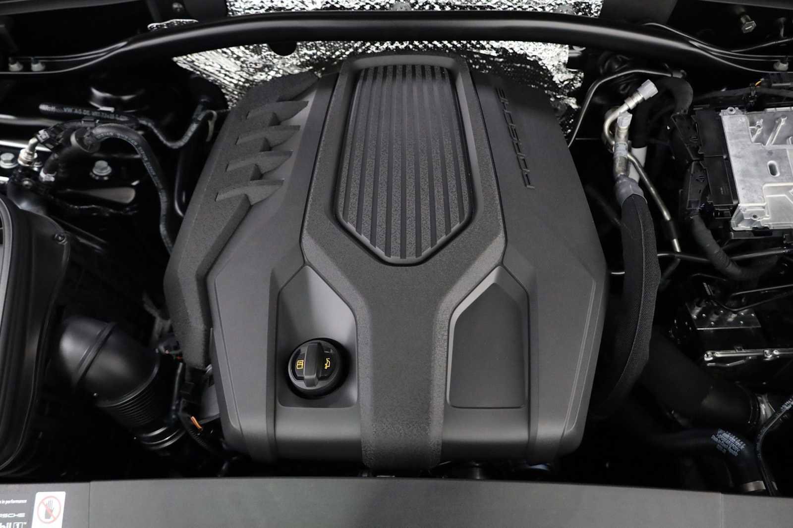 New 2026 Porsche Macan image 42