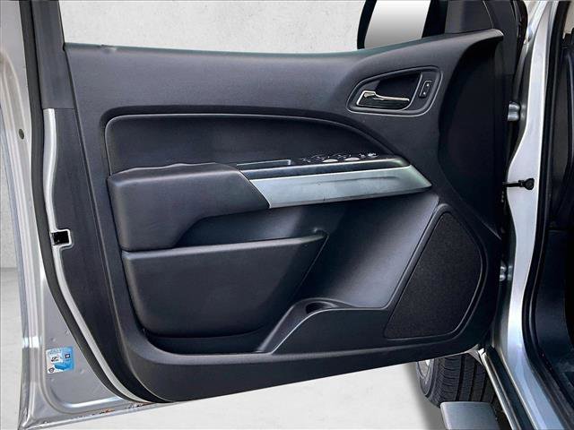 Used 2016 Chevrolet Colorado LT w/ LT Convenience Package image 18