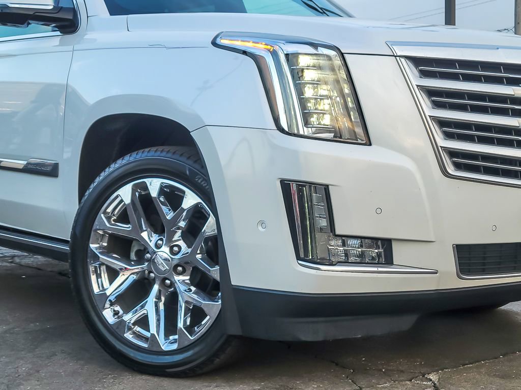 Certified 2017 Cadillac Escalade Platinum image 3