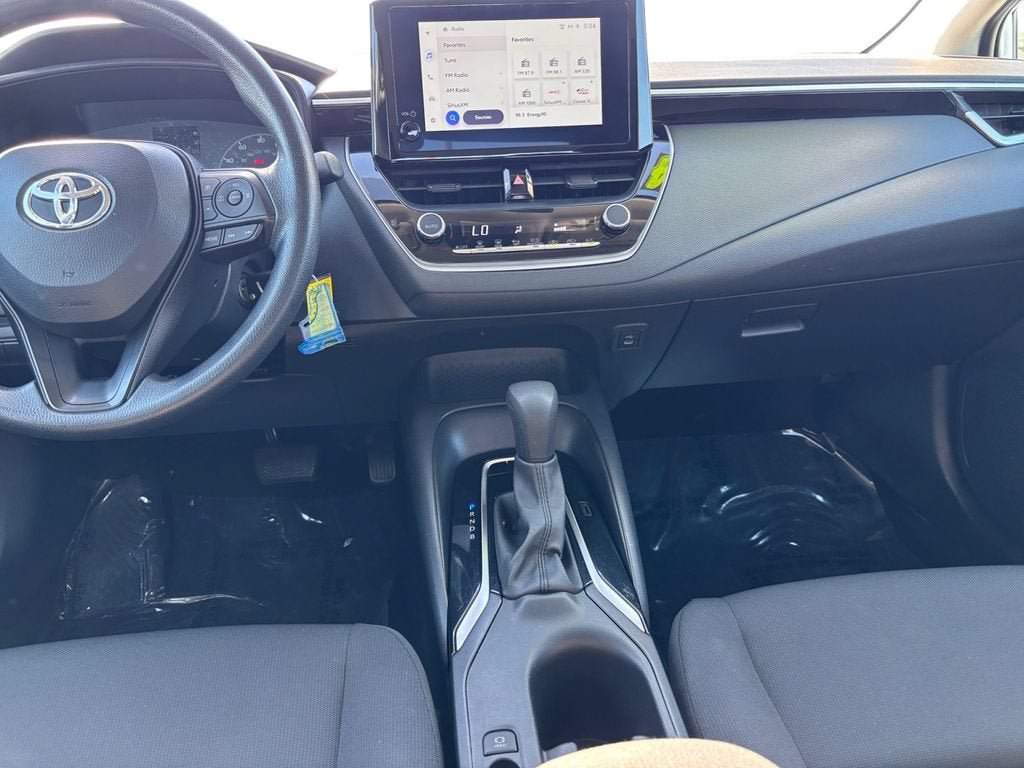 Used 2024 Toyota Corolla LE FWD image 15