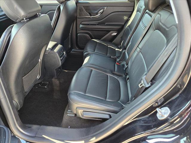 Used 2022 Lincoln Corsair FWD w/ Premium Package image 18