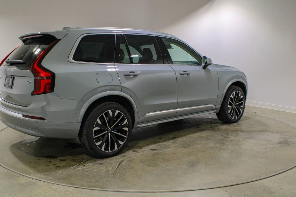 New 2026 Volvo XC90 T8 Ultra w/ Protection Package AWD/4WD image 5