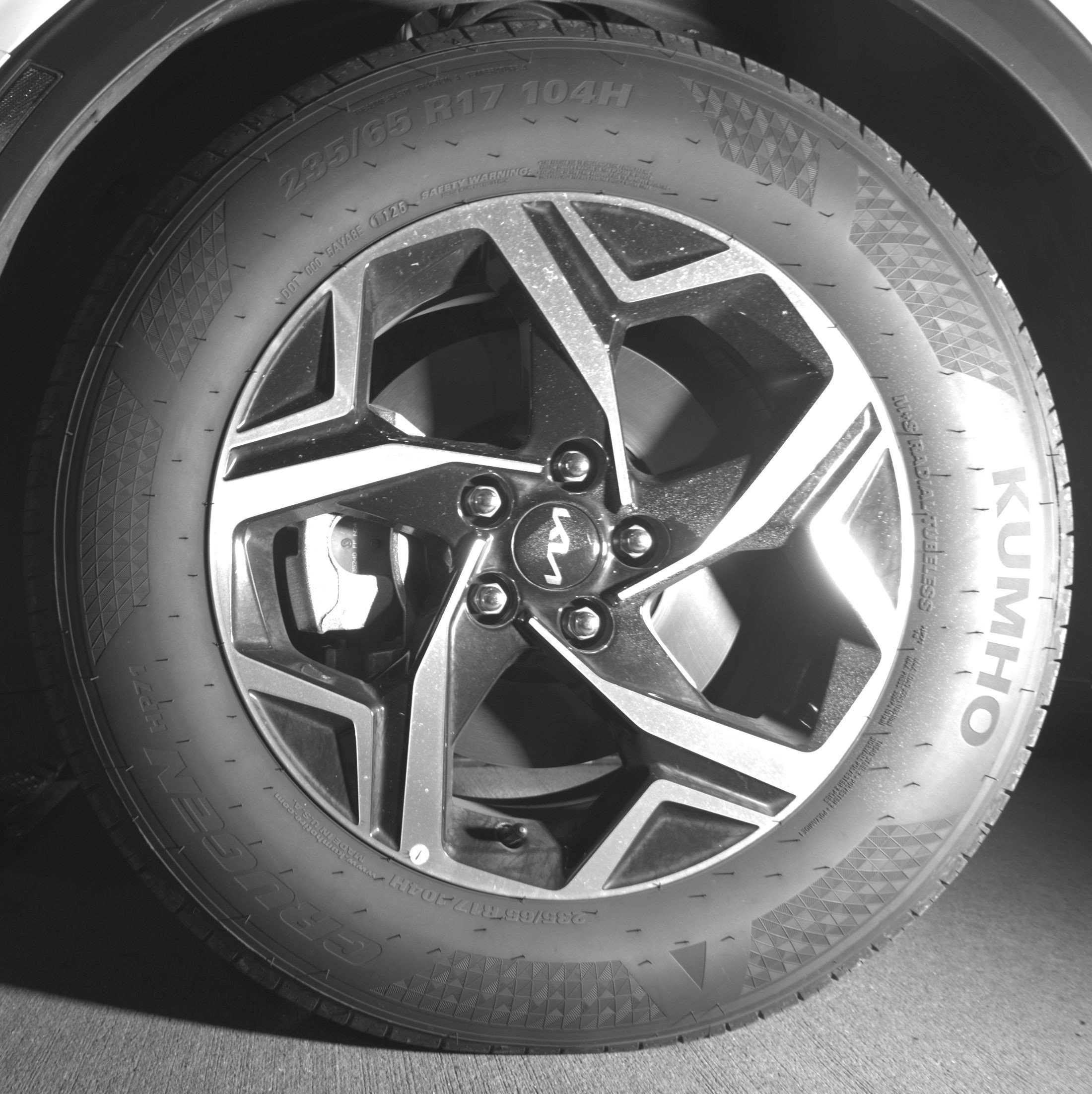 Used 2025 Kia Sportage LX image 12