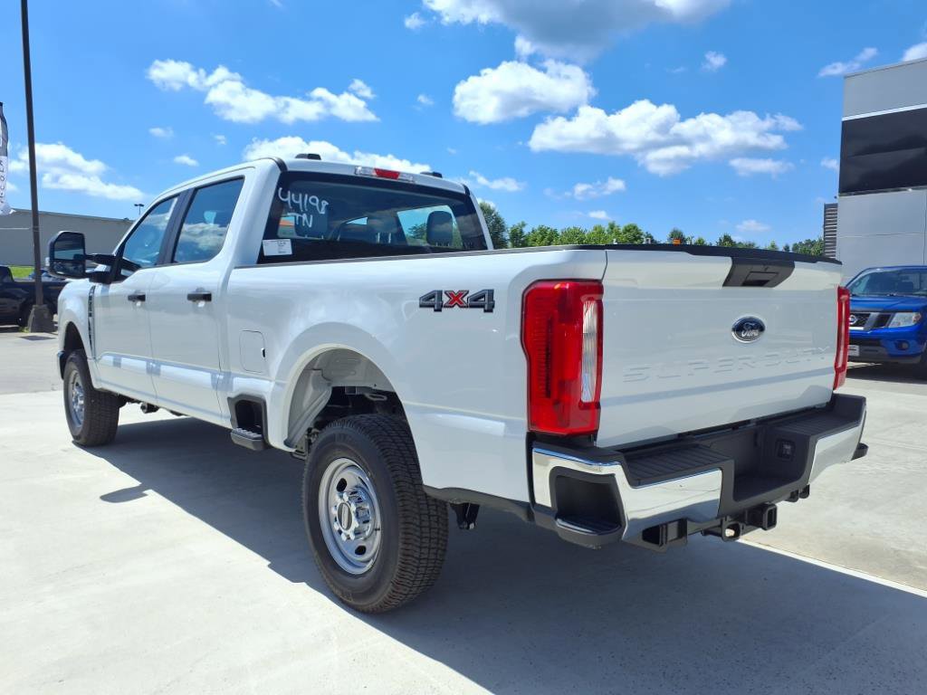 New 2025 Ford F250 XL w/ XL Chrome Package image 3