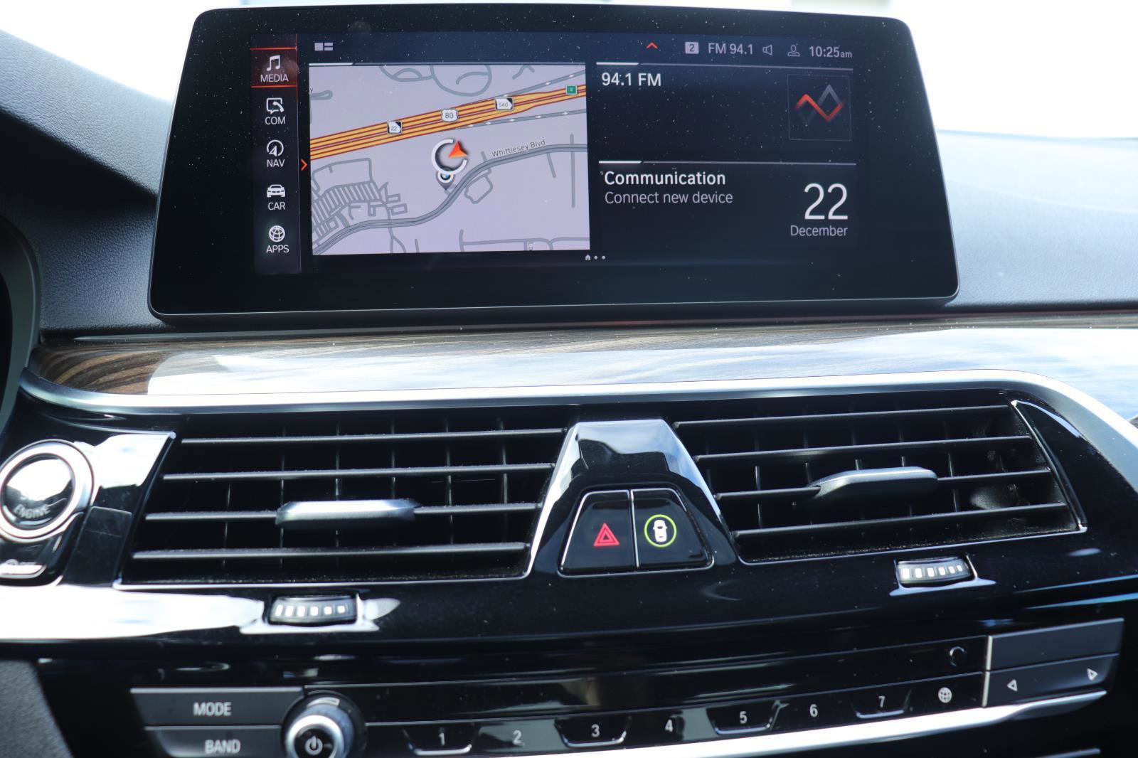 Used 2020 BMW 530i image 28