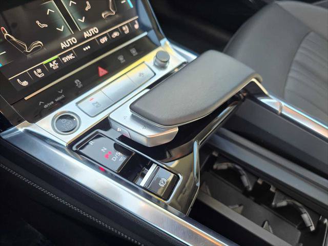 Used 2024 Audi Q8 e-tron Premium Plus w/ Premium Plus Package AWD/4WD image 32