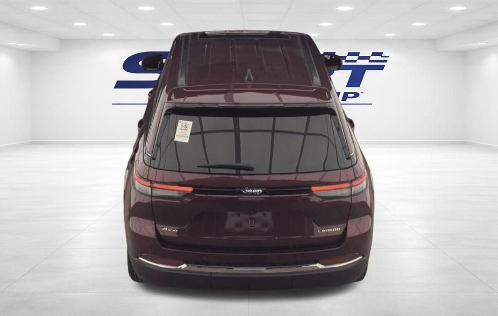 Used 2024 Jeep Grand Cherokee Laredo X AWD/4WD image 6