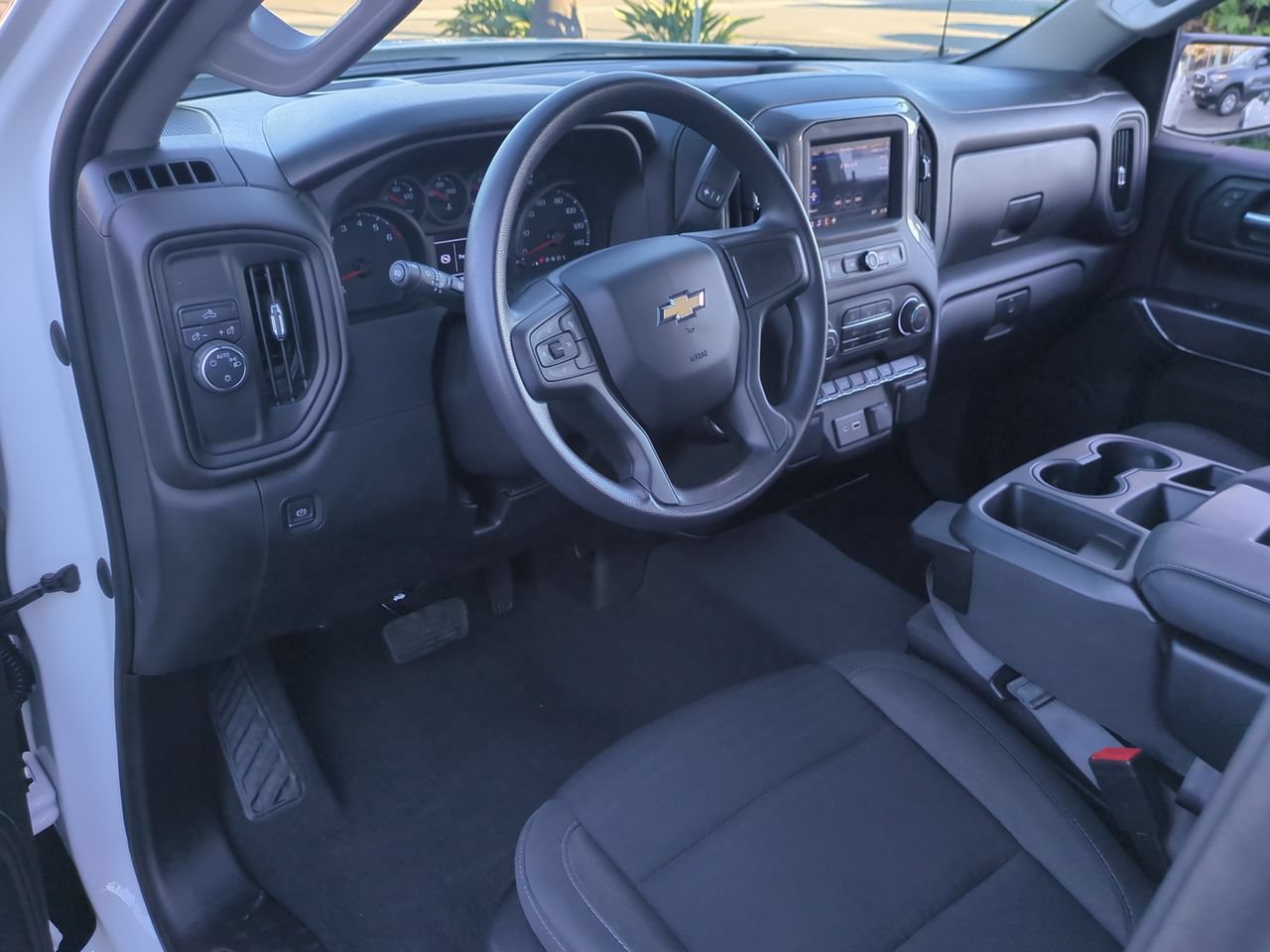 Used 2022 Chevrolet Silverado 1500 Custom RWD image 10