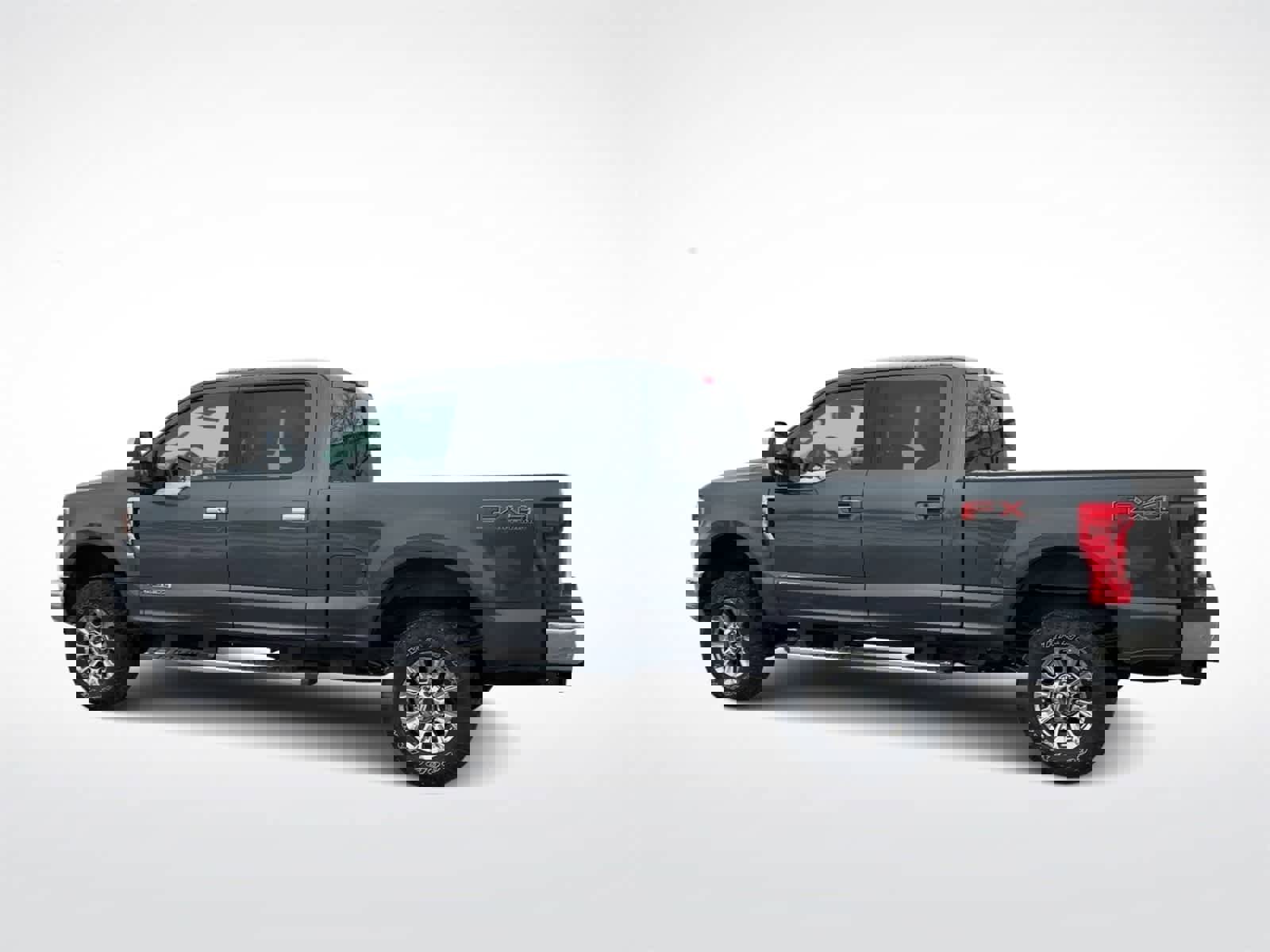 Used 2019 Ford F350 Lariat w/ Chrome Package image 6