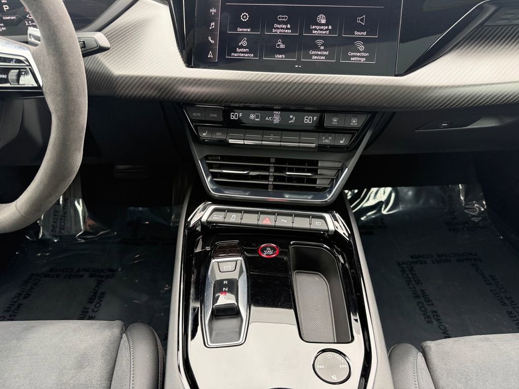 Used 2022 Audi e-tron GT Premium Plus w/ Performance Package image 11